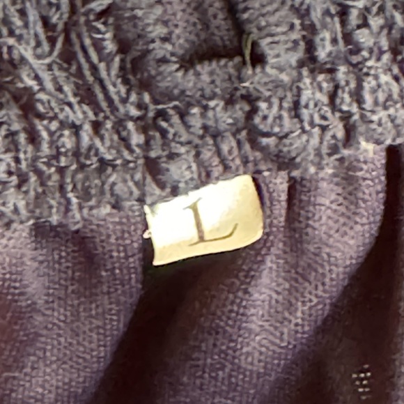 Lace overlay women’s navy blue dress Size large - Picture 5 of 7